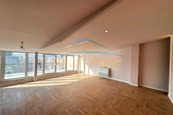 Shtepi ne shitje 2+1 ne Tirane - 650,000 Euro