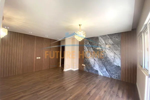 Shtepi ne shitje Apartament ne Tirane, 2+1, Mobilimi Bosh, pa mobiluar, Pagesa 210,000  Euro.