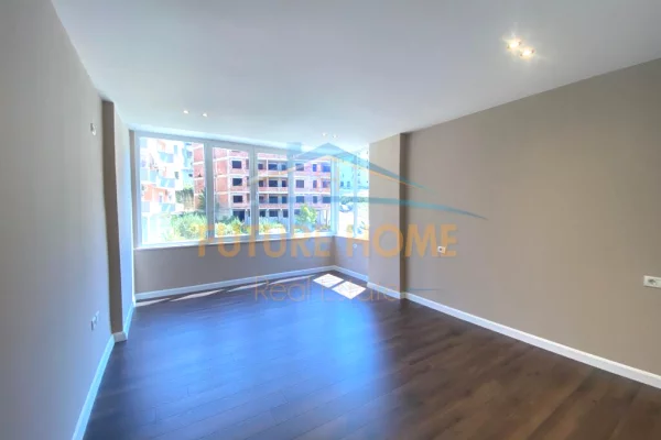 Shtepi ne shitje Apartament ne Tirane, 2+1, Mobilimi Bosh, pa mobiluar, Pagesa 210,000  Euro.