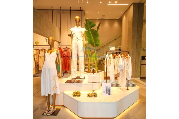 Shitet, Biznesi, 21 Dhjetori