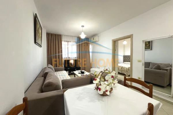 Appartamento in affitto a Tirana 1+1, Arredato