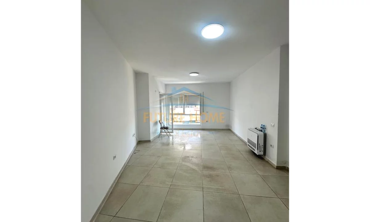 Qira, Ambient per zyra, Rruga e Barrikadave