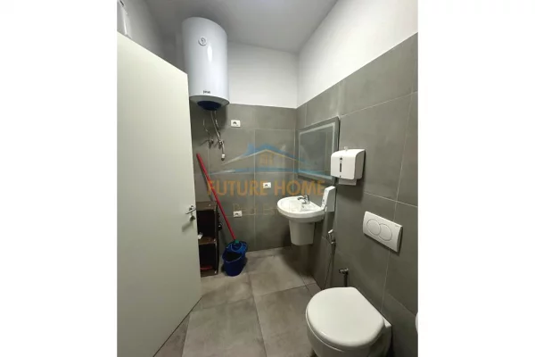 Ambient biznesi me qera 3+1 ne Tirane - 650 Euro