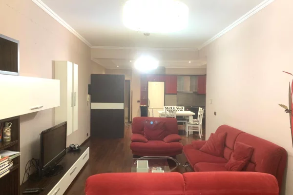 Shitet, Apartament 2+1+2, Rruga Marko Bocari