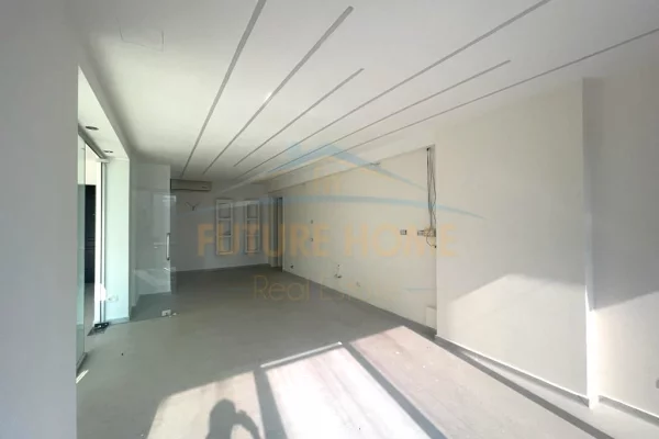 Ambient biznesi me qera 3+1 ne Tirane - 700 Euro