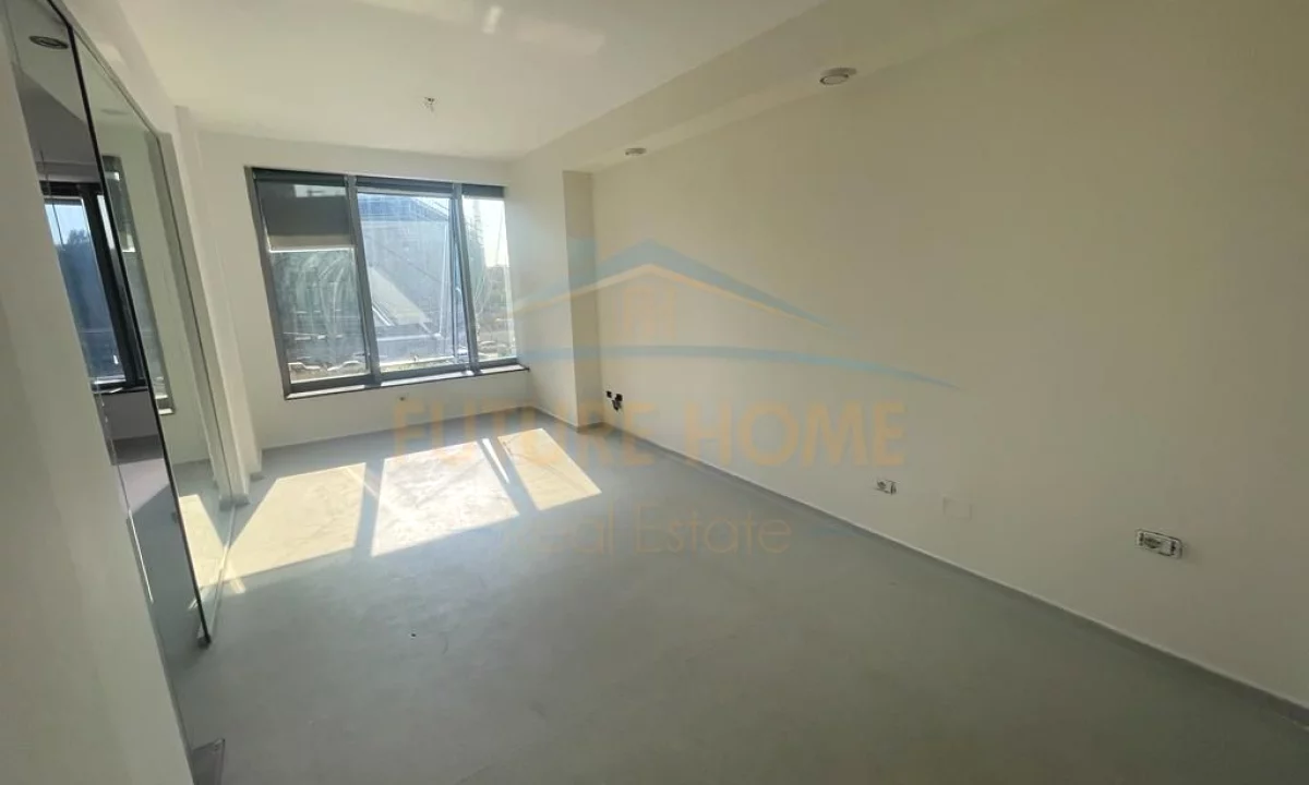 Qira, Ambient epr zyra, Rruga Sami Frasheri