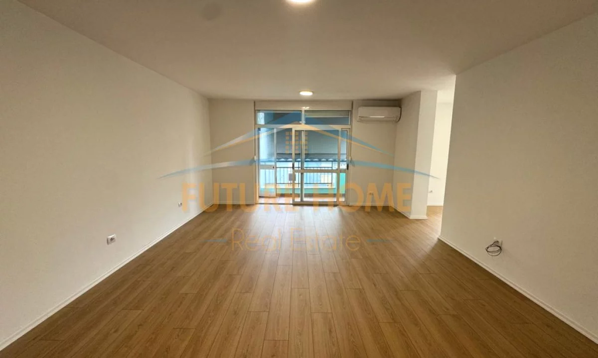 Qira, Ambient per zyra, Ish Ekspozita