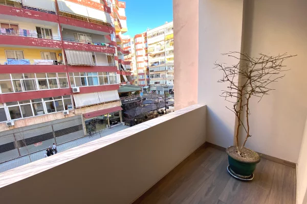 Shtepi me qera Apartament ne Tirane, 1+1, Mobilimi E mobiluar, Pagesa 500  Euro.