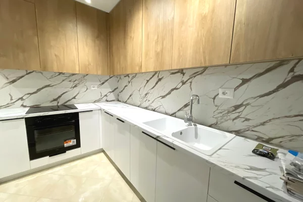 Shtepi me qera Apartament ne Tirane, 2+1, Mobilimi E mobiluar, Pagesa 700  Euro.