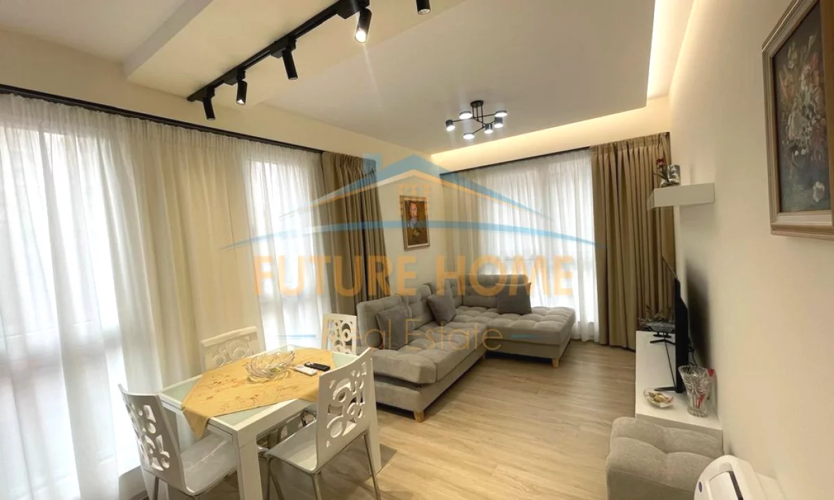 Shtepi me qera Apartament ne Tirane, 1+1, Mobilimi E mobiluar, Pagesa 730  Euro.