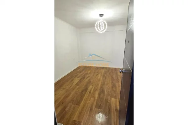 Business Property in Sale 1+1 in Tirana - 158,000 Euro