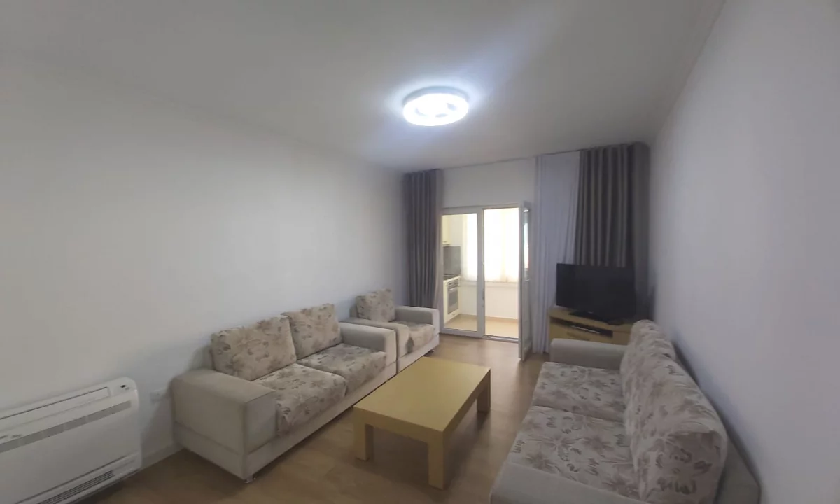 Shtepi me qera Apartament ne Tirane, 2+1, Mobilimi E mobiluar, Pagesa 800  Euro.