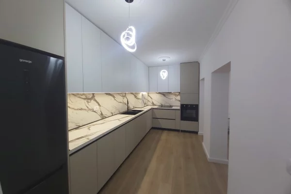 Shtepi me qera Apartament ne Tirane, 2+1, Mobilimi E mobiluar, Pagesa 800  Euro.