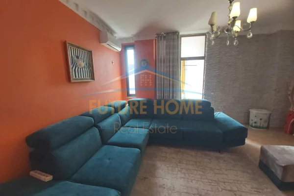 Shtepi me qera Apartament ne Tirane, 2+1, Mobilimi Bosh, pa mobiluar, Pagesa 60,000  Leke.