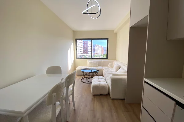 Shtepi ne shitje Apartament ne Tirane, 2+1, Mobilimi Bosh, pa mobiluar, Pagesa 145,000  Euro.