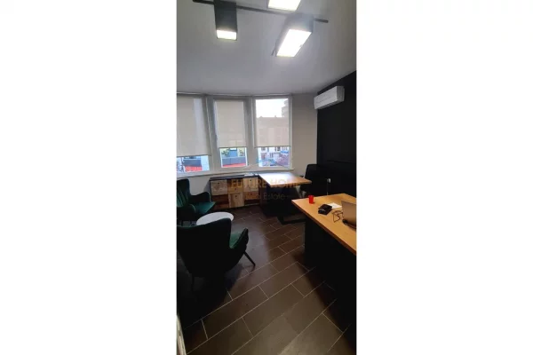 Ambient biznesi me qera 3+1 ne Tirane - 850 Euro