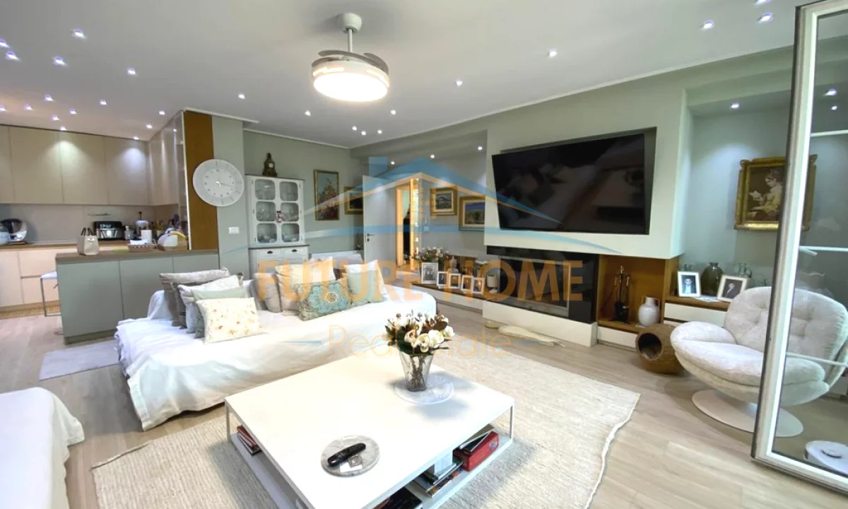 Shtepi ne shitje Apartament ne Tirane, 3+1, Mobilimi E mobiluar, Pagesa 650,000  Euro.