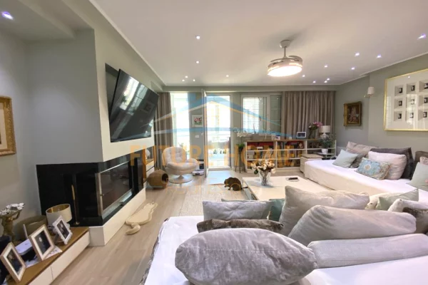 Shtepi ne shitje Apartament ne Tirane, 3+1, Mobilimi E mobiluar, Pagesa 650,000  Euro.