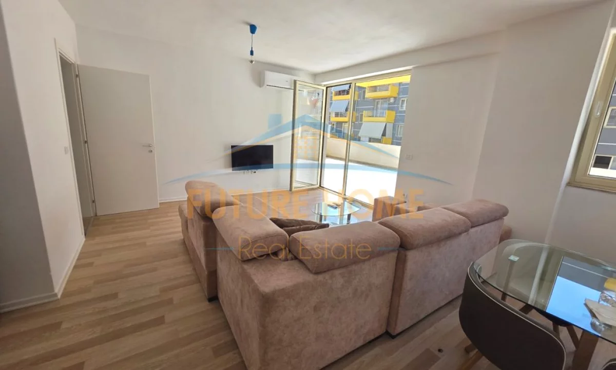Shtepi me qera Apartament ne Tirane, 2+1, Mobilimi Pjeserisht e mobiluar, Pagesa 450  Euro.