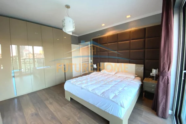 Shtepi me qera Apartament ne Tirane, 2+1, Mobilimi E mobiluar, Pagesa 2,500  Euro.