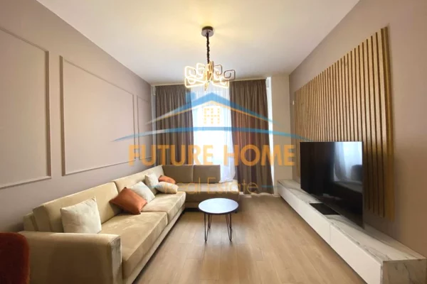 Shtepi me qera 2+1 ne Tirane - 750 Euro