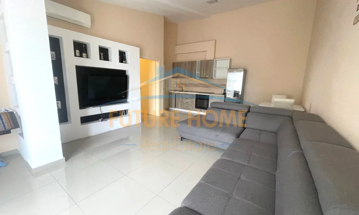 Shtepi me qera Apartament ne Tirane, 1+1, Mobilimi E mobiluar, Pagesa 450  Euro.