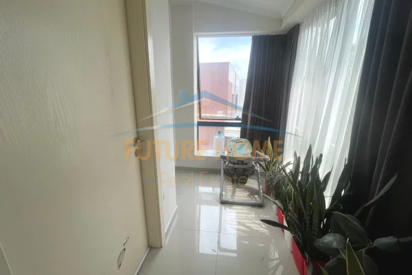 Shtepi me qera Apartament ne Tirane, 1+1, Mobilimi E mobiluar, Pagesa 450  Euro.