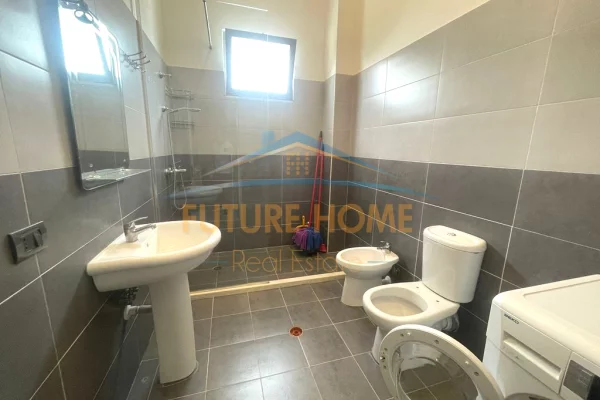 Shtepi me qera Apartament ne Tirane, 1+1, Mobilimi E mobiluar, Pagesa 450  Euro.