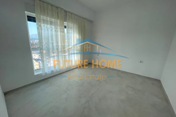 Shtepi ne shitje Apartament ne Tirane, 1+1, Mobilimi E mobiluar, Pagesa 125,000  Euro.