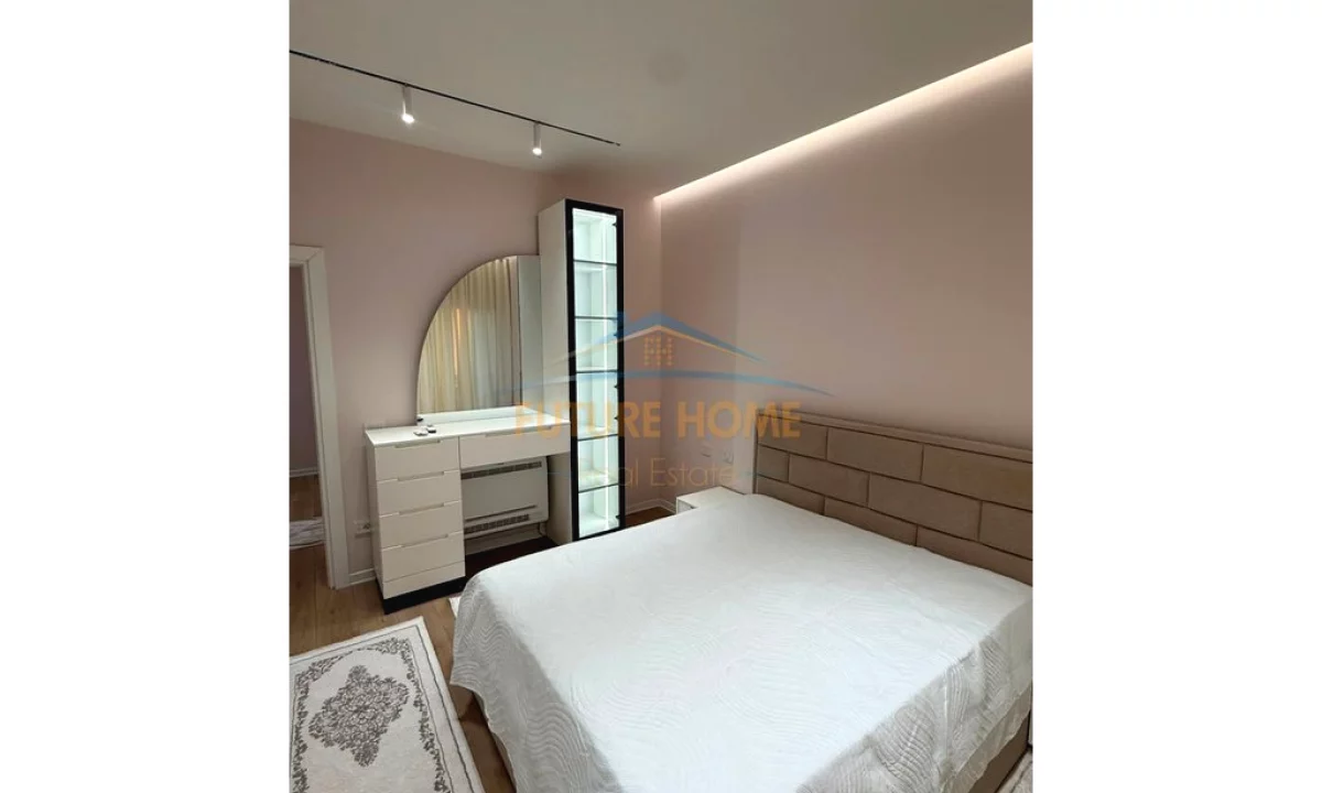 Shtepi me qera Apartament ne Tirane, 2+1, Mobilimi E mobiluar, Pagesa 700  Euro.
