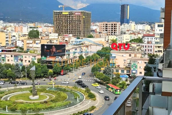 Ambient biznesi me qera 3+1 ne Tirane - 900 Euro