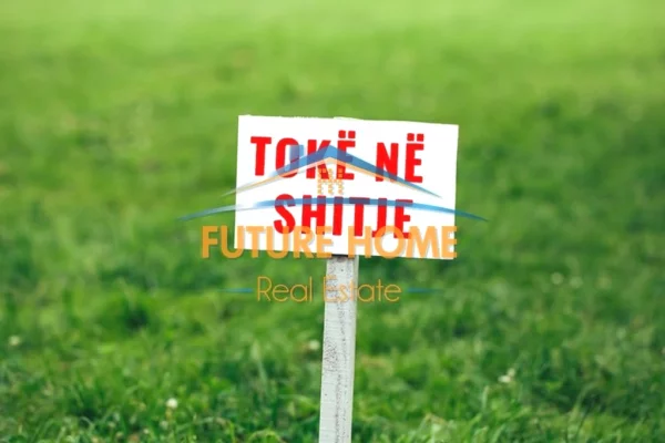 Truall ose Toke ne Tirane - 1,500,000 Euro