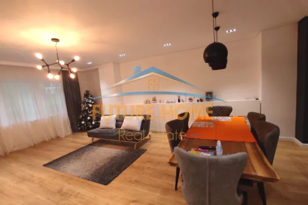 Shtepi me qera Apartament ne Tirane, 2+1, Mobilimi E mobiluar, Pagesa 180,000  Leke.