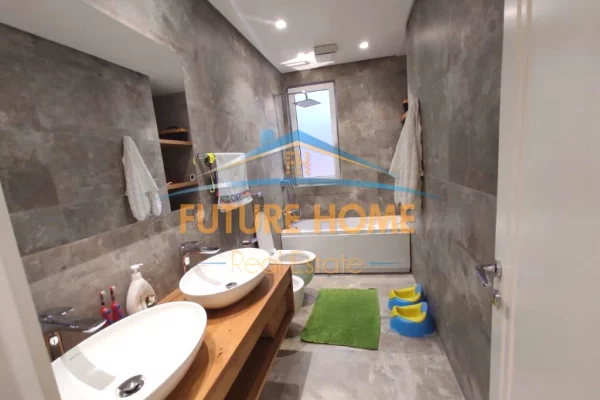 Shtepi me qera Apartament ne Tirane, 2+1, Mobilimi E mobiluar, Pagesa 180,000  Leke.