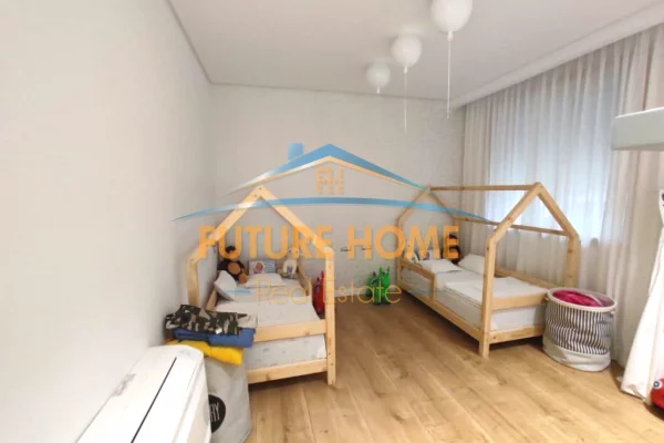 Shtepi me qera Apartament ne Tirane, 2+1, Mobilimi E mobiluar, Pagesa 180,000  Leke.