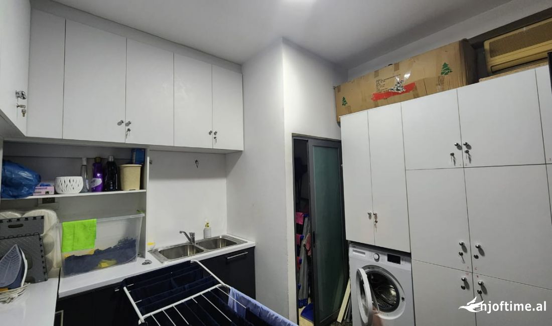 Shitet ambient biznesi Bllok 58.000 Euro 