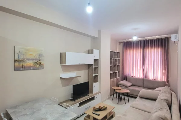 OFERTË QIRAJE! 1+1 në Astir – Vetëm 45,000 Lekë/Muaj!