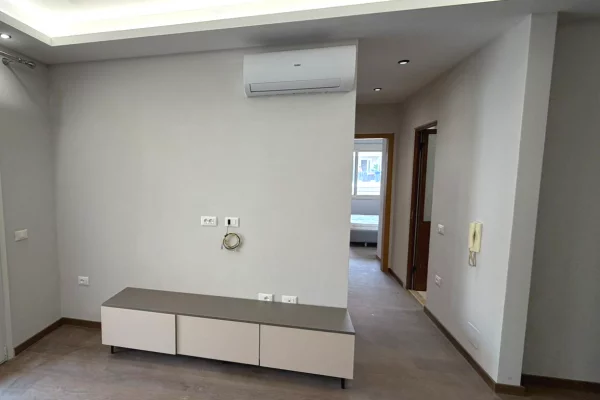 Shtepi me qera Apartament ne Tirane, 2+1, Mobilimi E mobiluar, Pagesa 55,000  Leke.