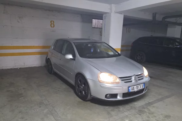 Cars for sale in Tirana - 3,800 Euro