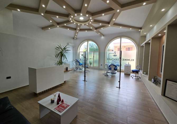 Shitet aktiviteti, prane Aleksandrise