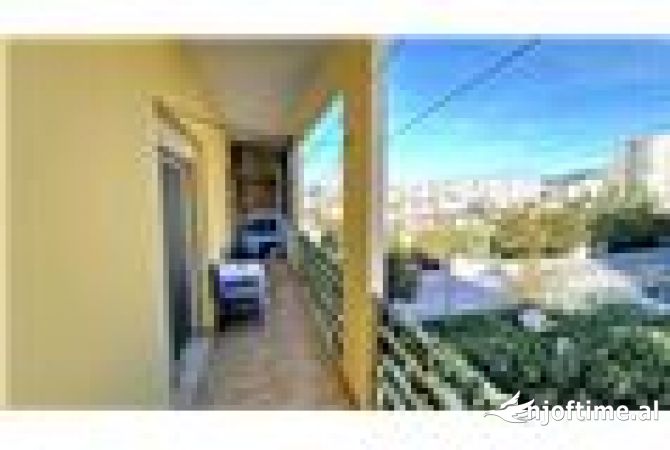 Shtepi me qera Apartament ne Vlore, 2+1, Mobilimi E mobiluar, Pagesa 350  Euro.