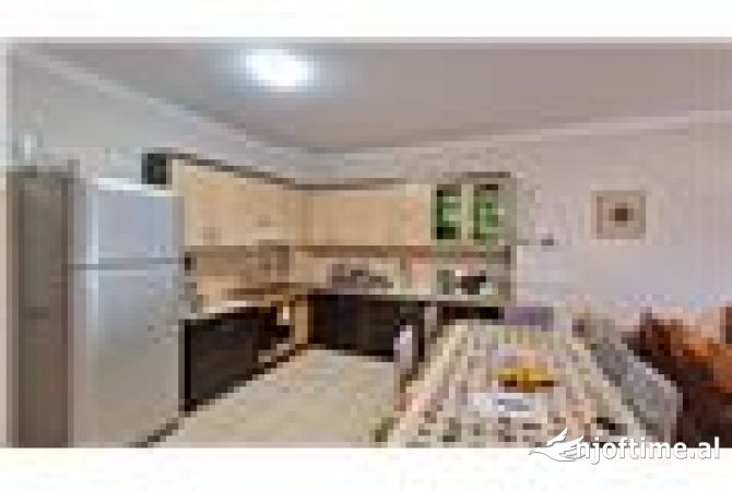 Shtepi me qera Apartament ne Vlore, 2+1, Mobilimi E mobiluar, Pagesa 350  Euro.