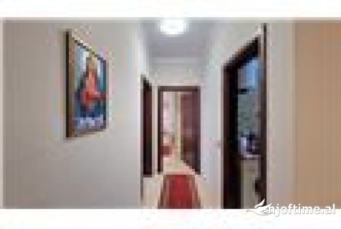 Shtepi me qera Apartament ne Vlore, 2+1, Mobilimi E mobiluar, Pagesa 350  Euro.