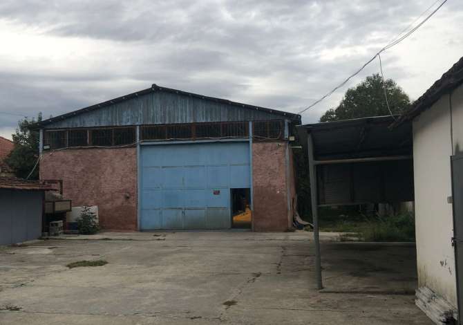 Business Property for Rent 4+1 in Tirana - 1,000 Euro