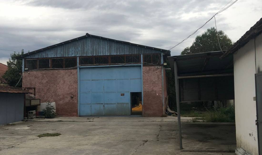 Jepet me qera Ambient Biznesi ne Berxulle.