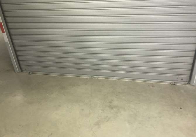 Business Property in Sale 4+1 in Tirana - 40,000 Euro