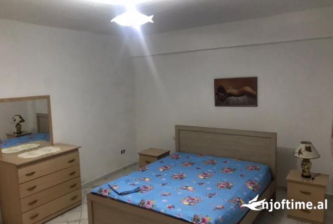 Casa privata/Indipendente in affitto a Tirana 1+1, Arredato