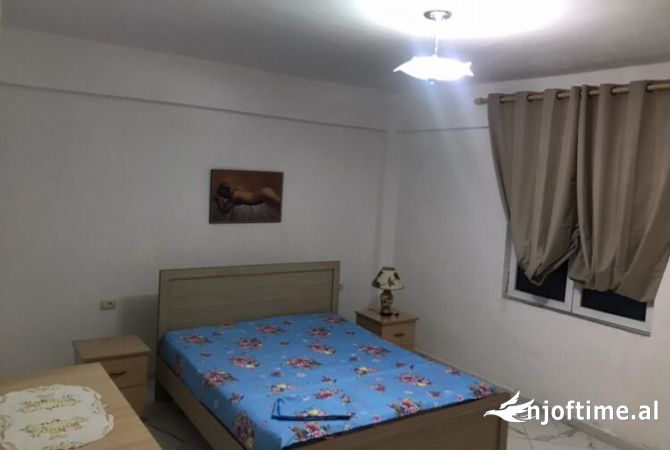 Casa privata/Indipendente in affitto a Tirana 1+1, Arredato