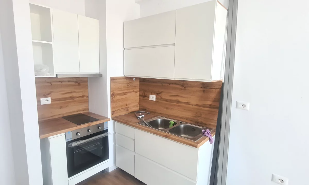 Shtepi me qera Apartament ne Tirane, 1+1, Mobilimi E mobiluar, Pagesa 350  Euro.
