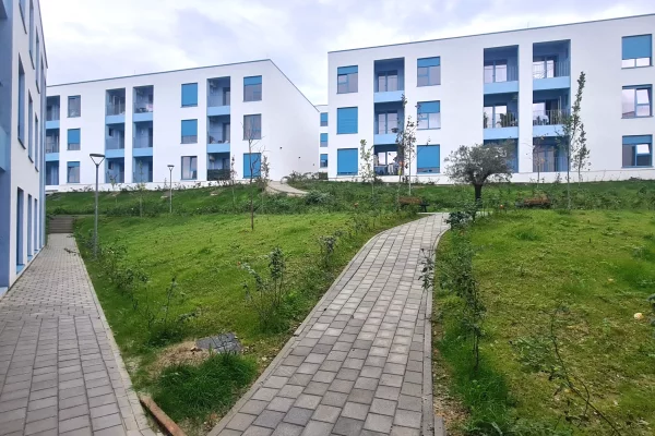 Shitet 1+1 te rezidenca OXA ne fresk rru